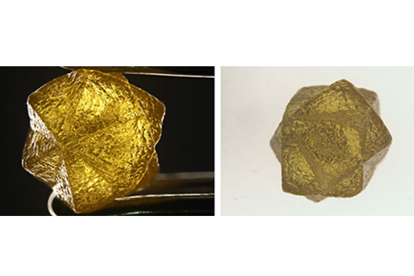 rare_interpenetrant_twin_diamond